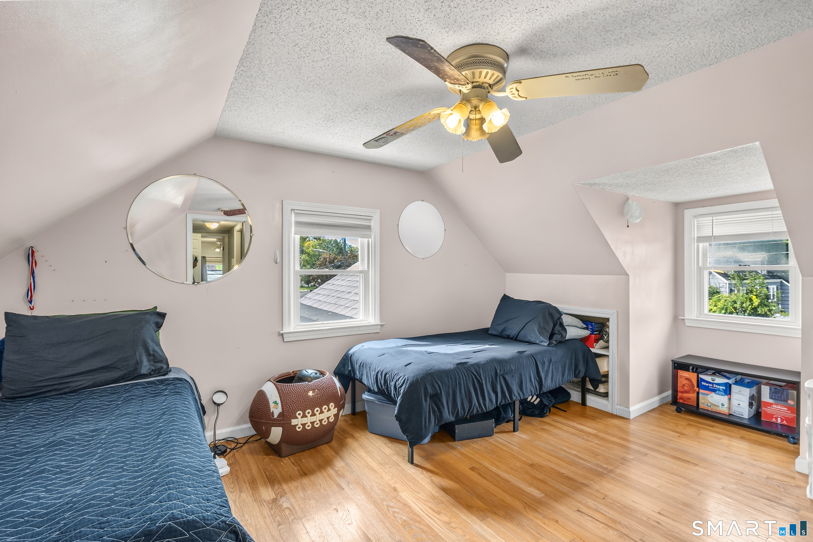25 White Drive Hamden CT 06514