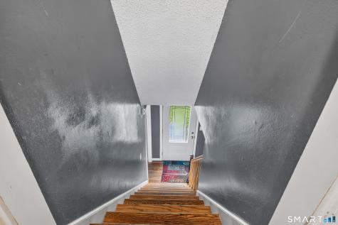 25 White Drive Hamden CT 06514