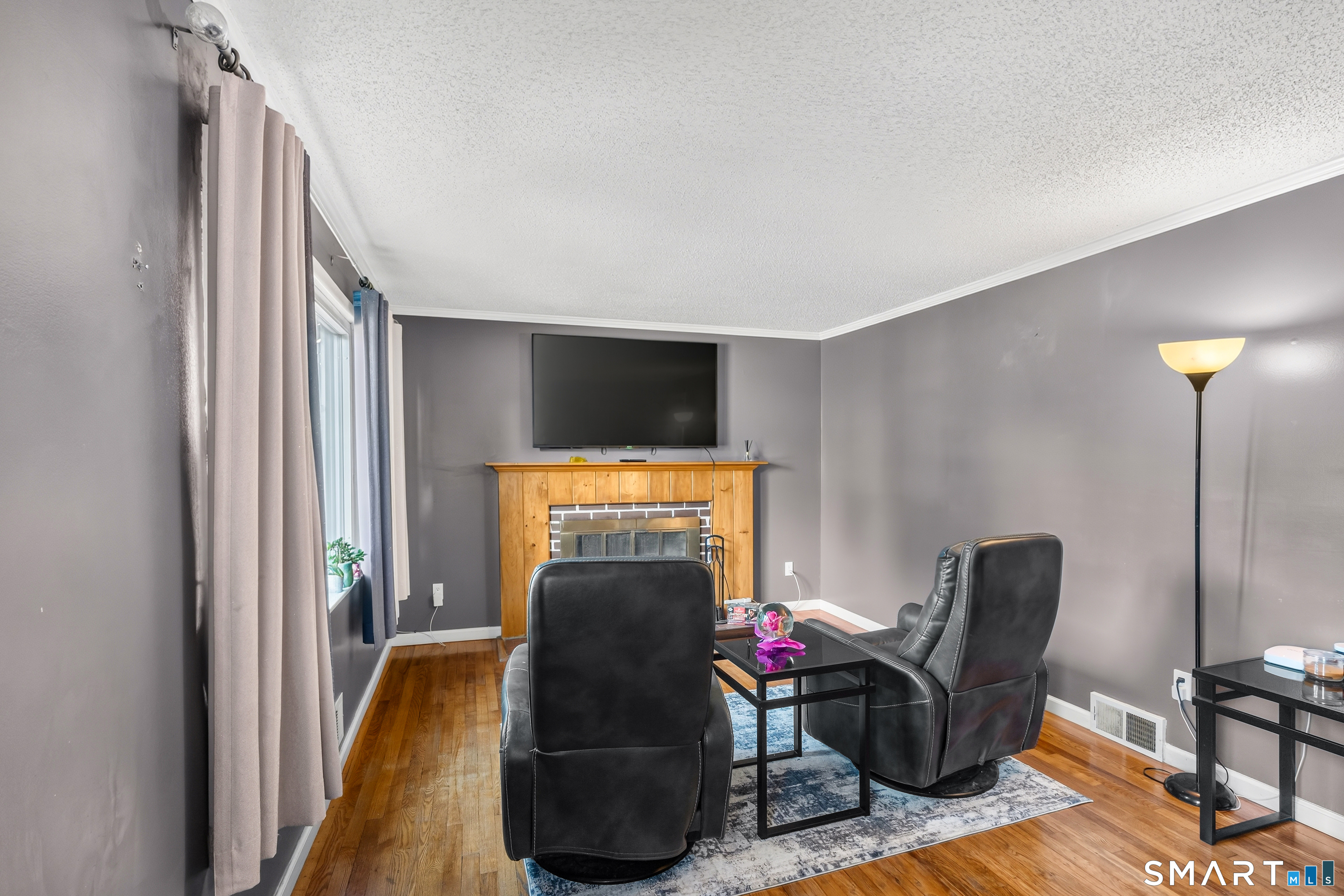 25 White Drive Hamden CT 06514