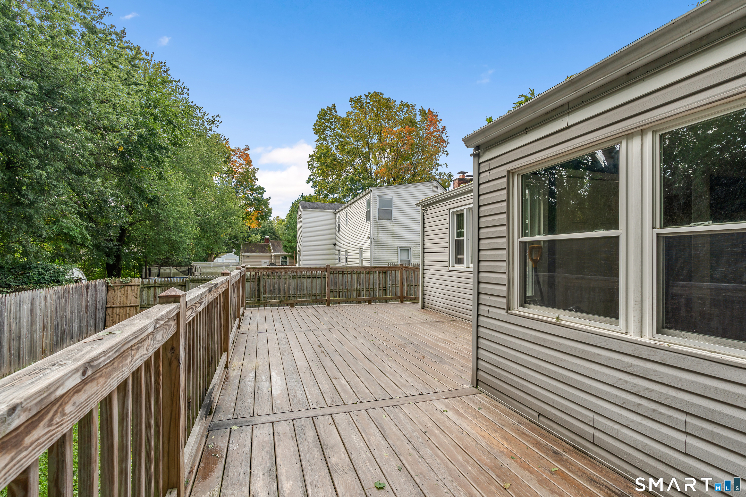 25 White Drive Hamden CT 06514