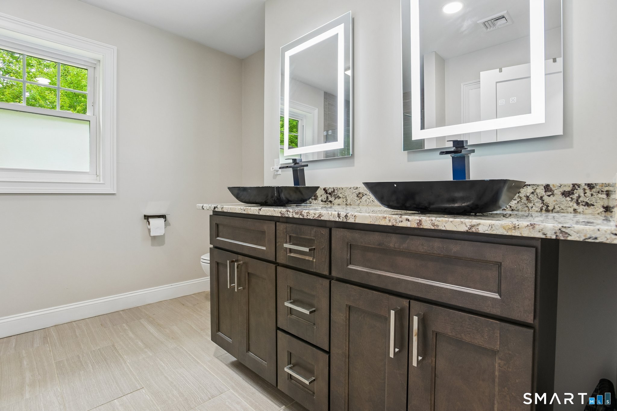 25 Spring Rock Road East Lyme CT 06333
