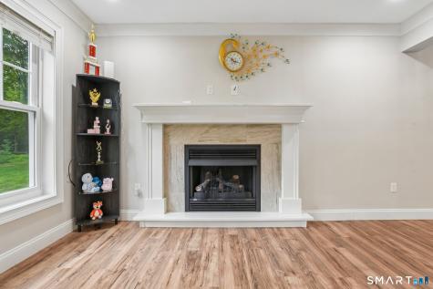 25 Spring Rock Road East Lyme CT 06333
