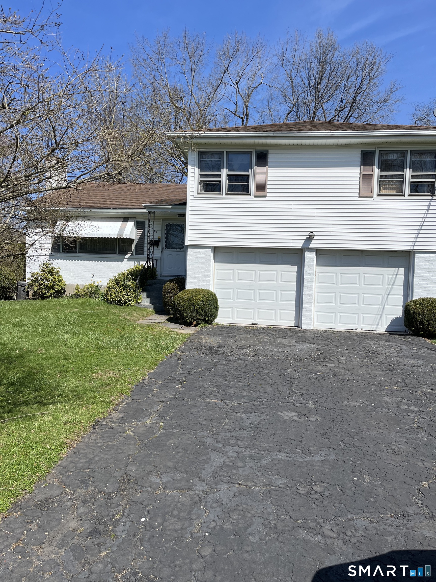94 Lyman Road West Hartford CT 06117