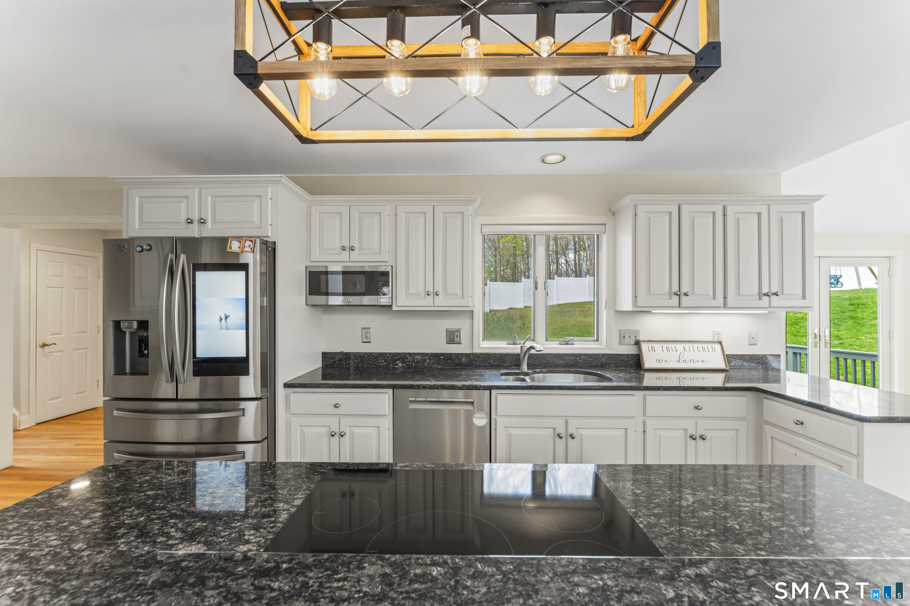 35 Aarons Court Ridgefield CT 06877