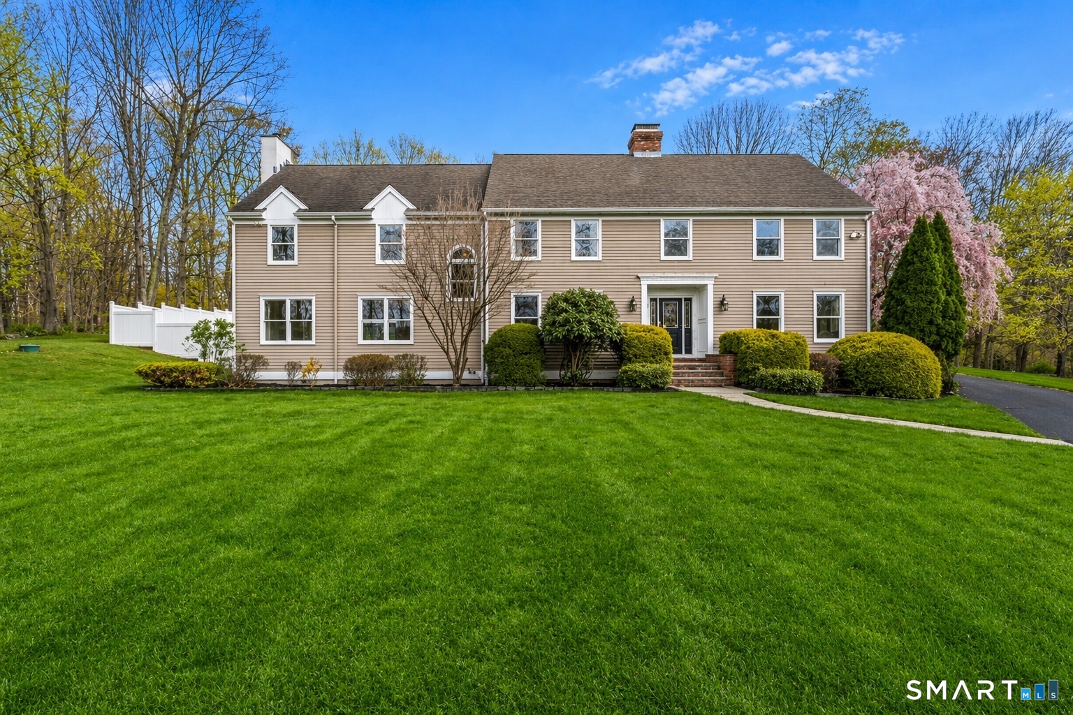 35 Aarons Court Ridgefield CT 06877