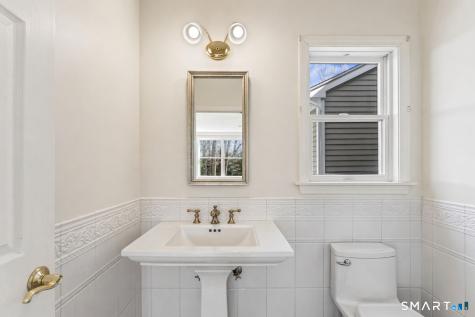 35 Aarons Court Ridgefield CT 06877