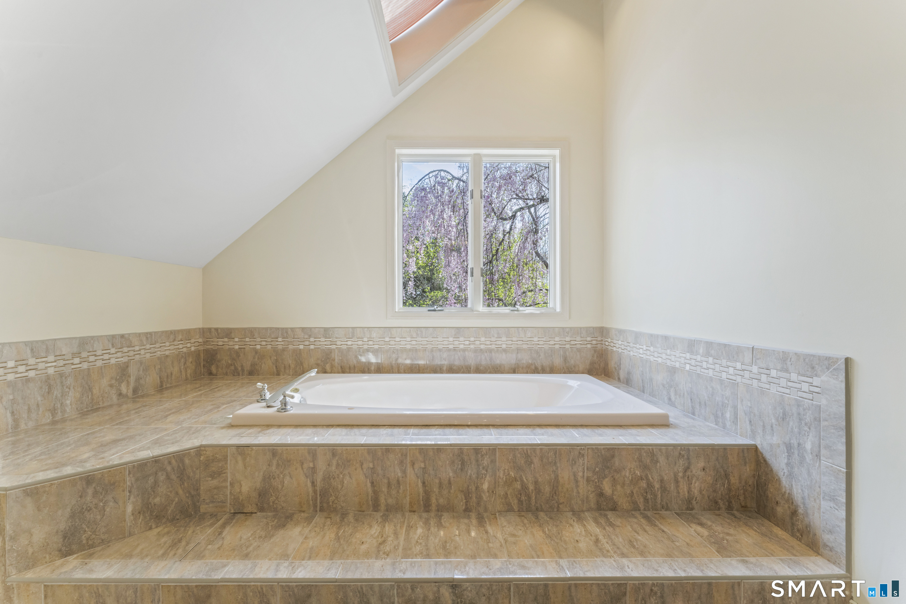 35 Aarons Court Ridgefield CT 06877