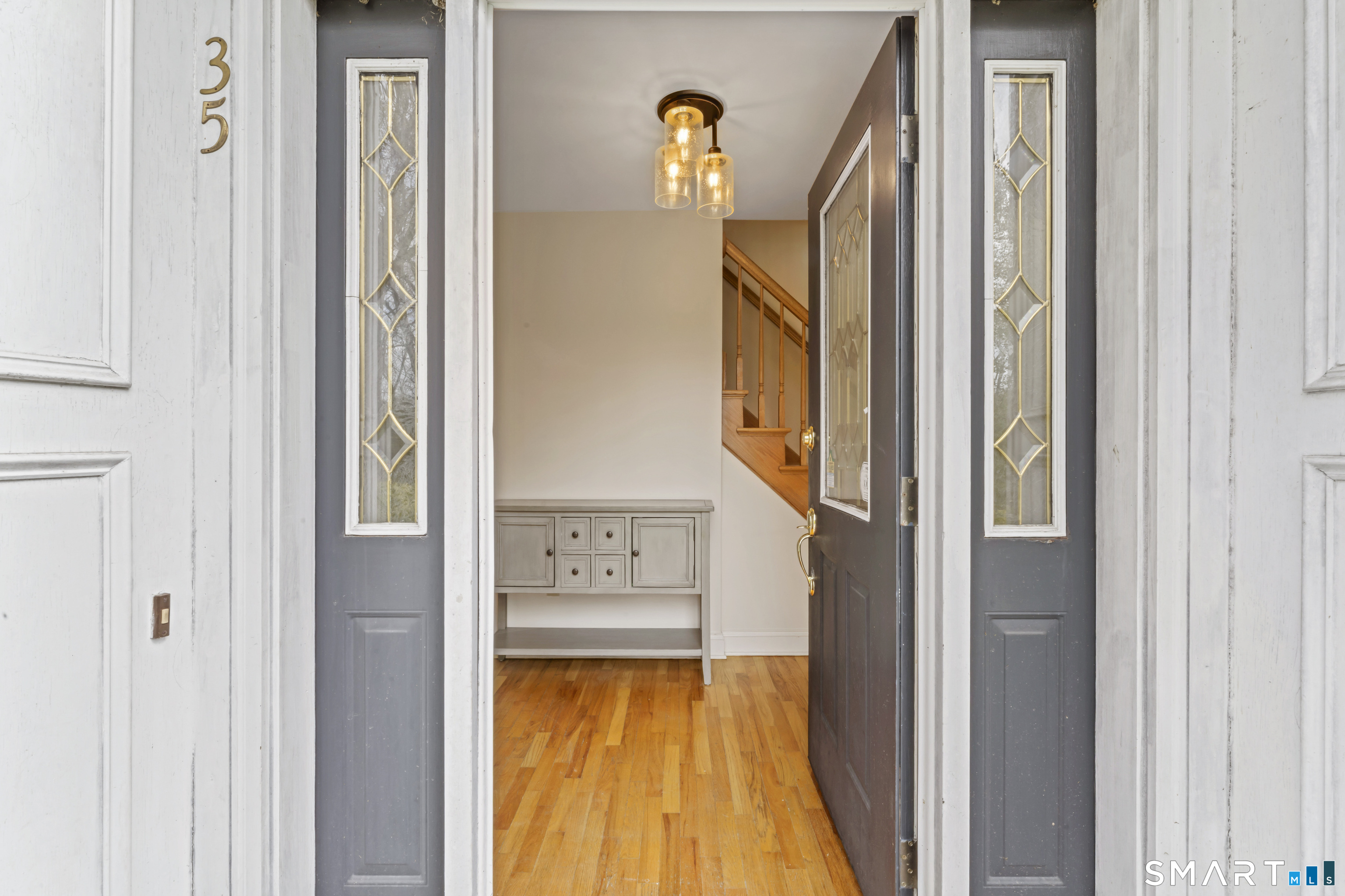35 Aarons Court Ridgefield CT 06877