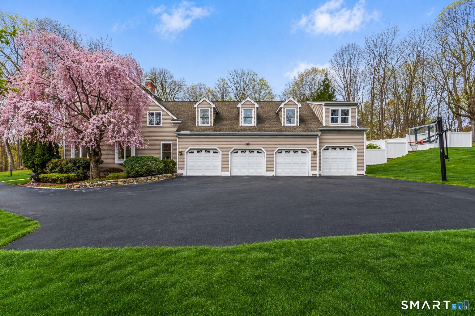 35 Aarons Court Ridgefield CT 06877