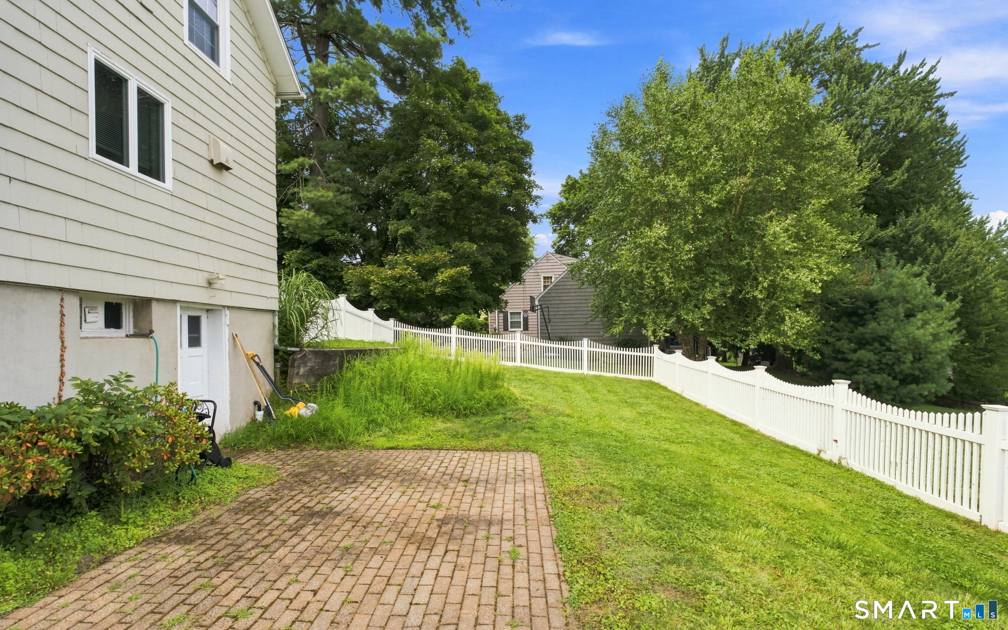 268 Ridgewood Road West Hartford CT 06107