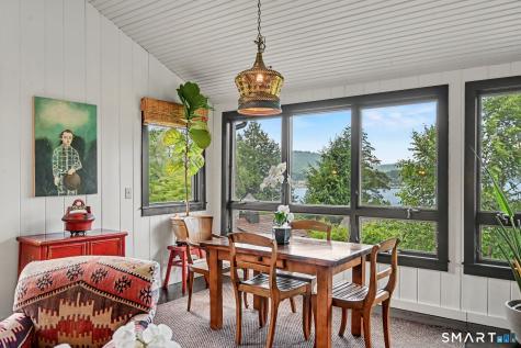 8 Sunset Trail New Fairfield CT 06812