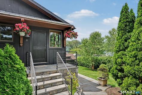 8 Sunset Trail New Fairfield CT 06812