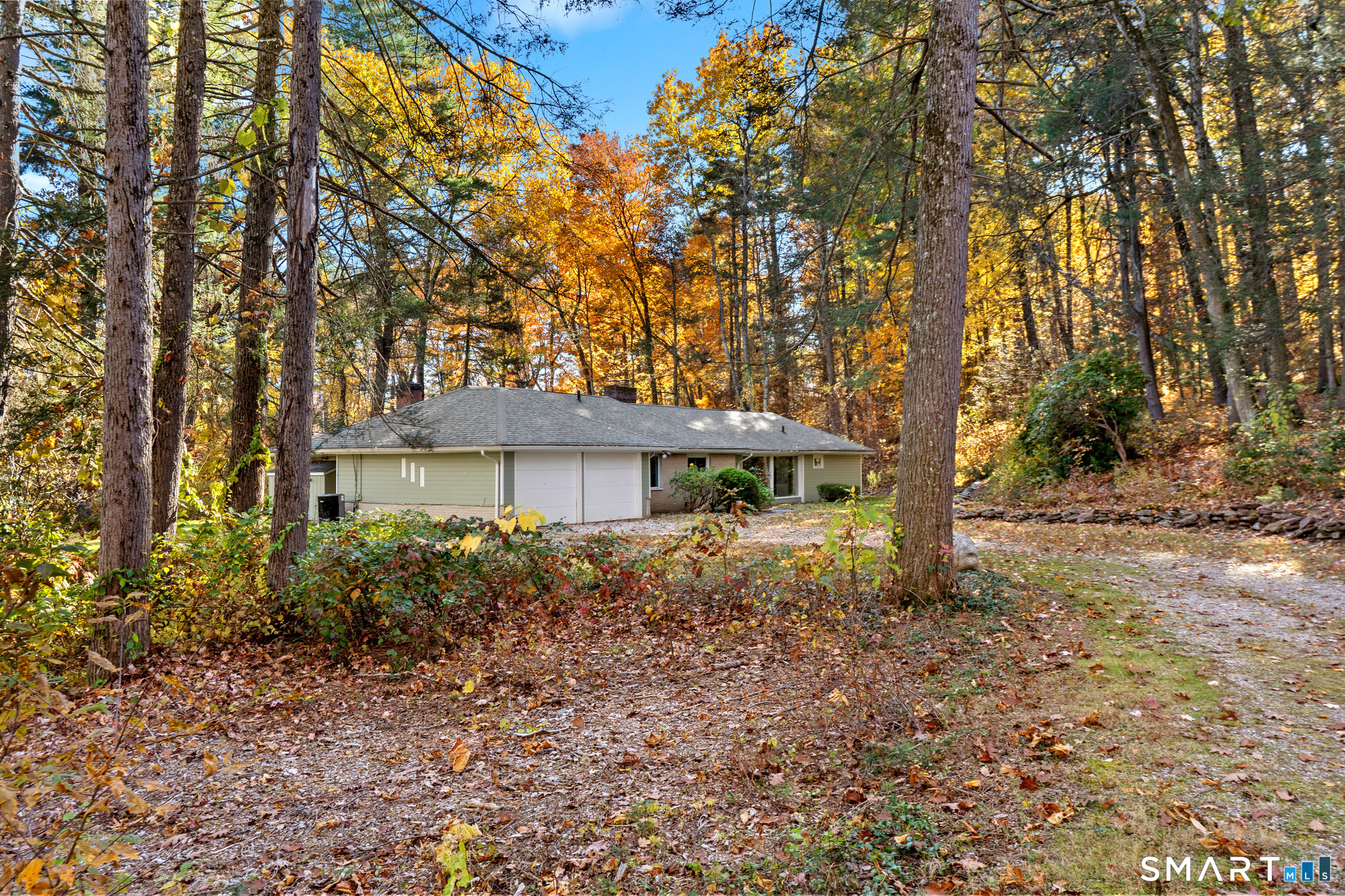 19 Latimer Lane Simsbury CT 06070