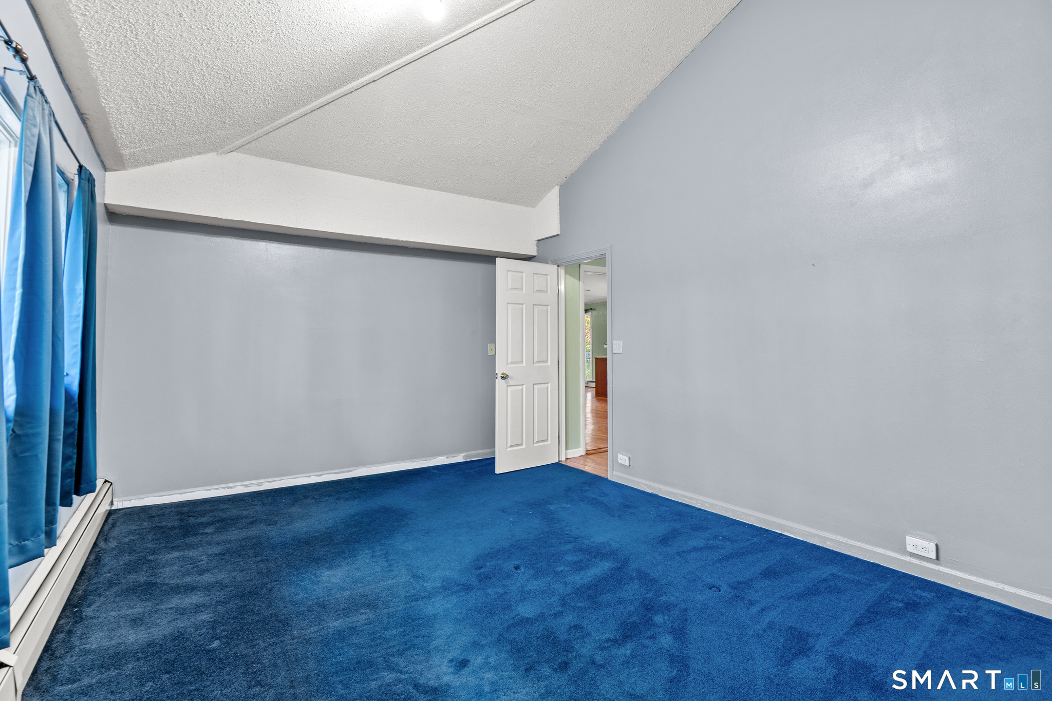 19 Latimer Lane Simsbury CT 06070