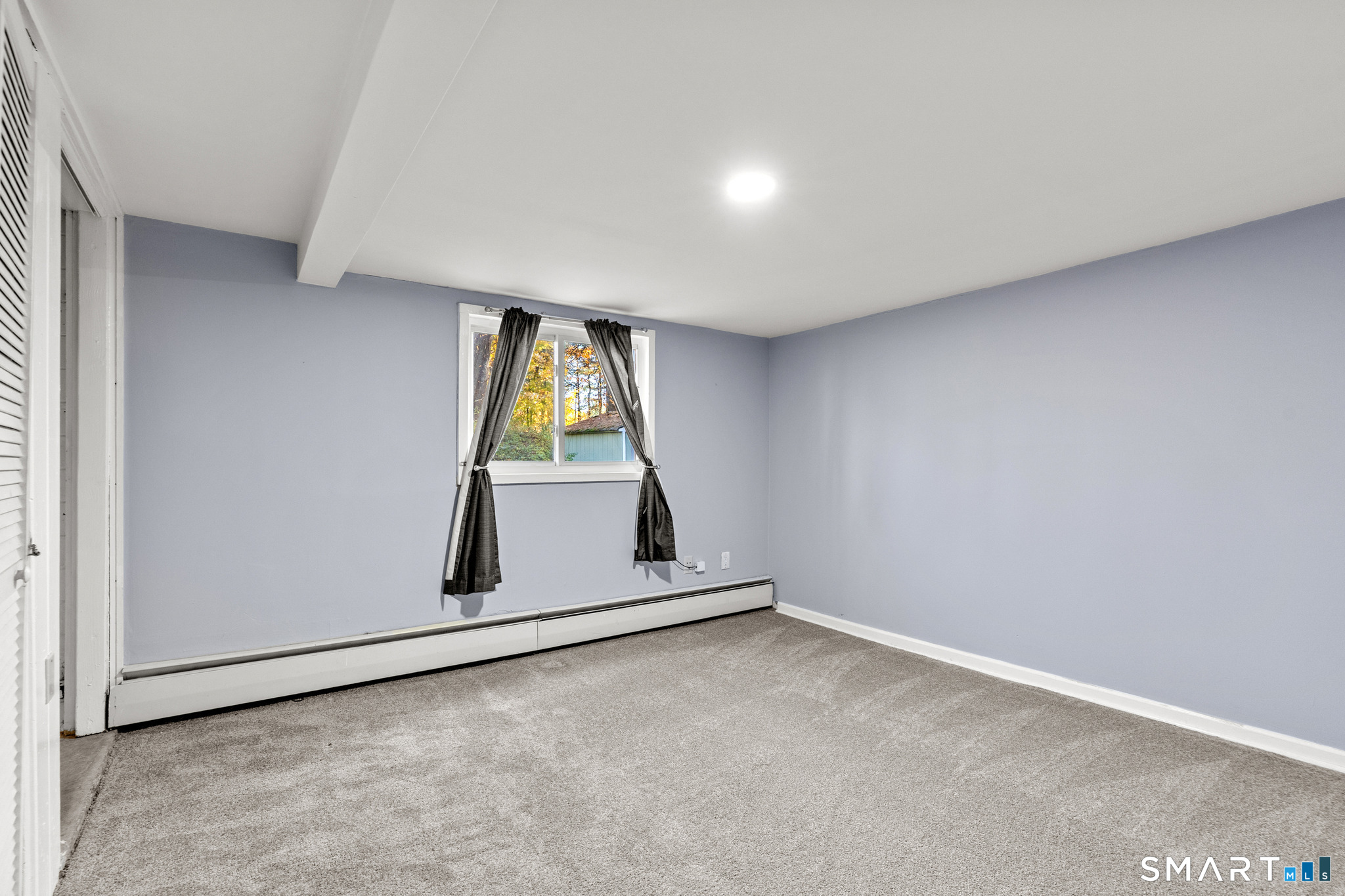 19 Latimer Lane Simsbury CT 06070