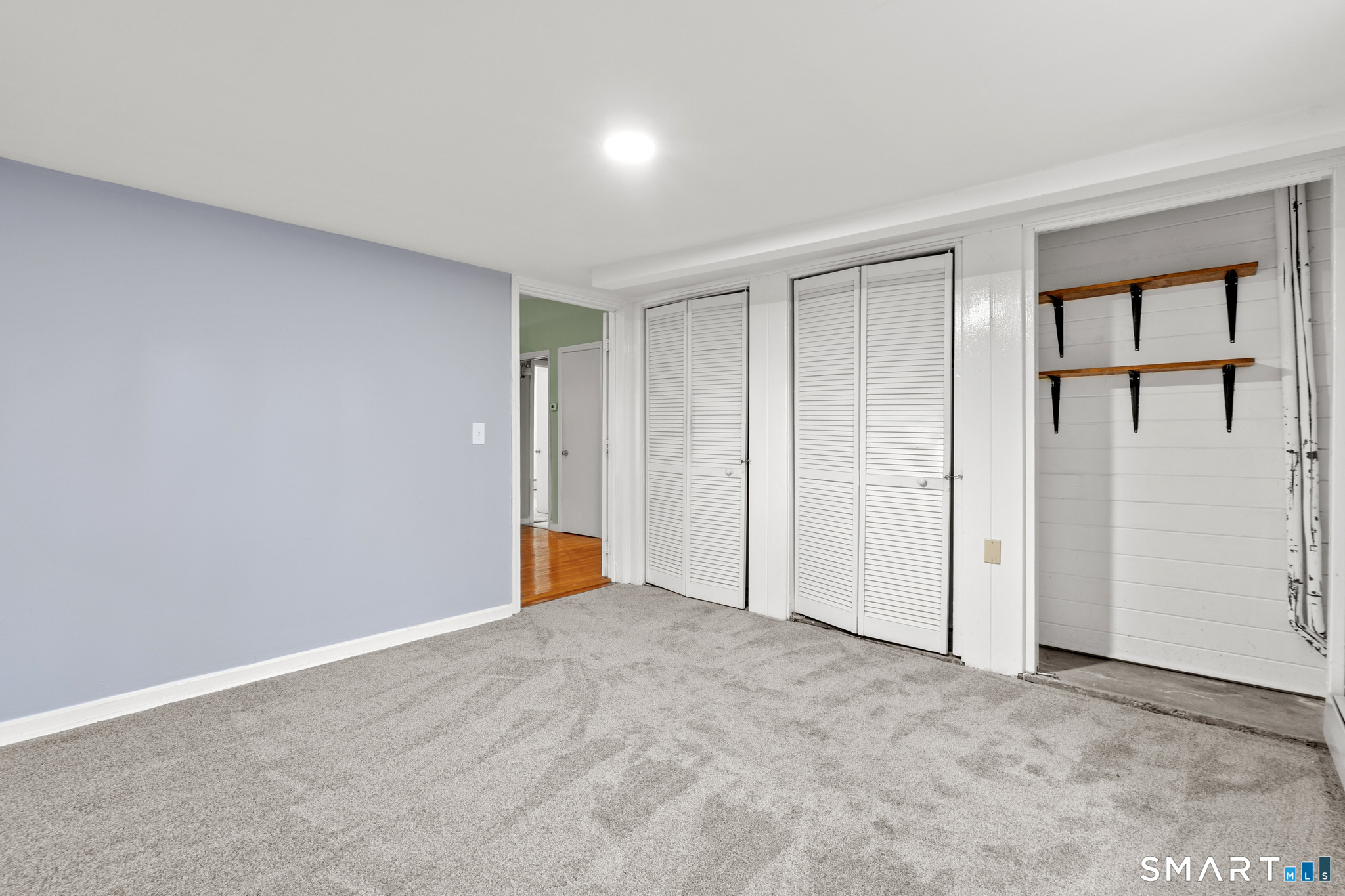 19 Latimer Lane Simsbury CT 06070