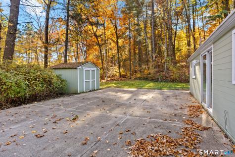 19 Latimer Lane Simsbury CT 06070