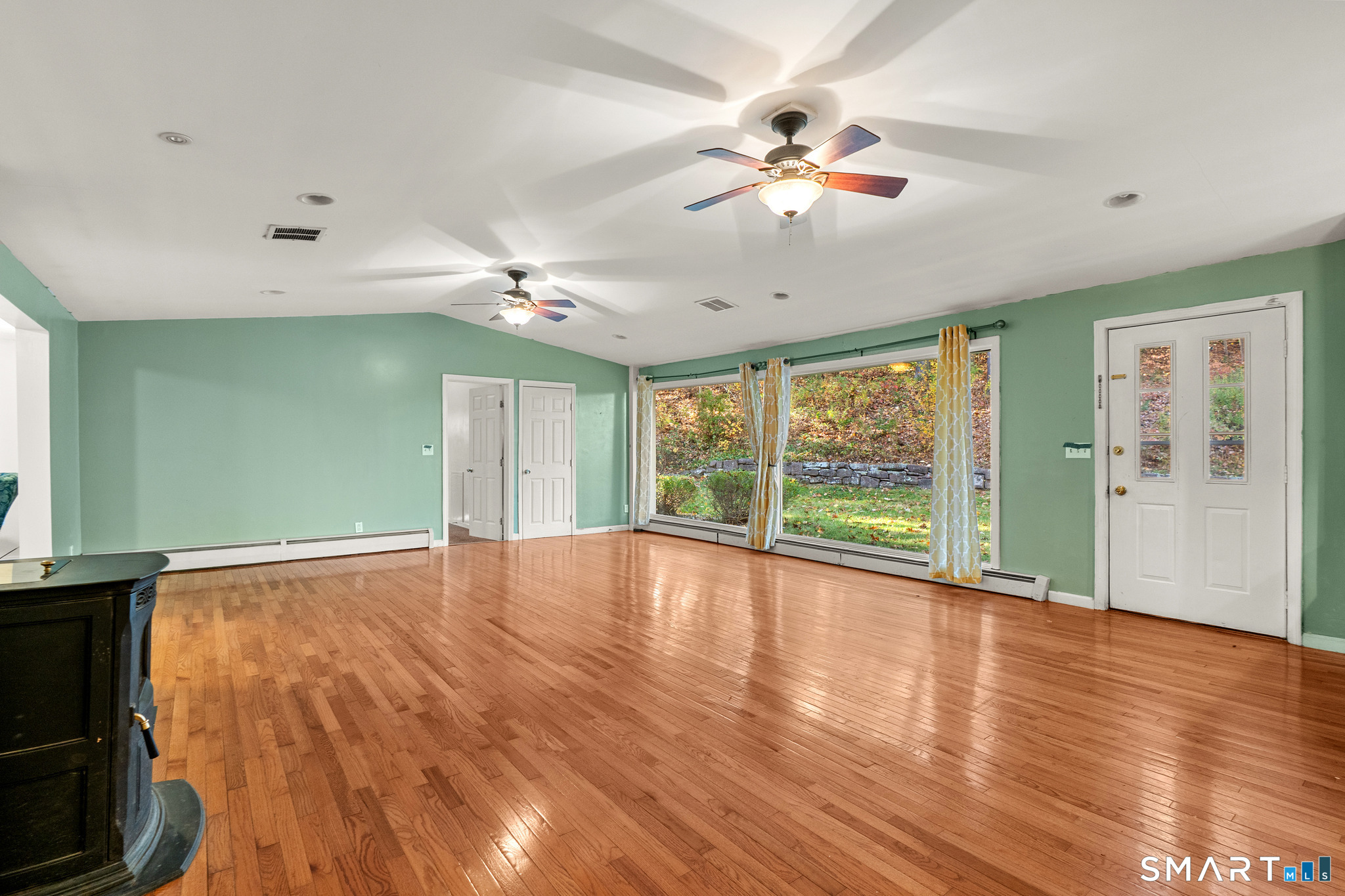 19 Latimer Lane Simsbury CT 06070