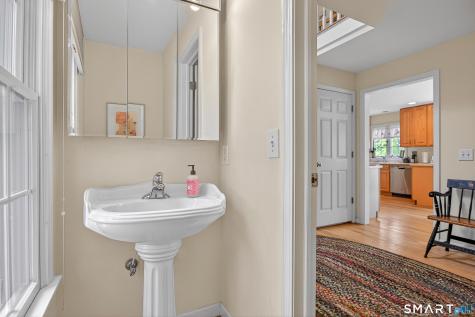 29 Tarrywile Lake Road Danbury CT 06810