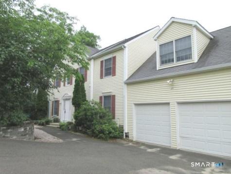 29 Tarrywile Lake Road Danbury CT 06810