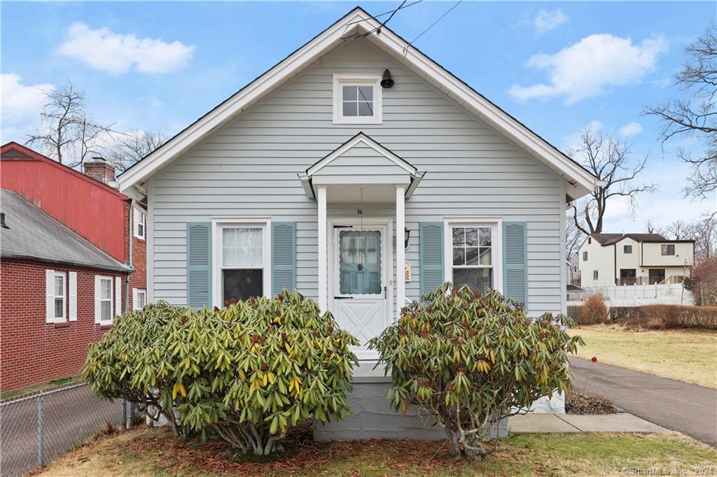 16 Saint Charles Avenue Stamford CT 06907