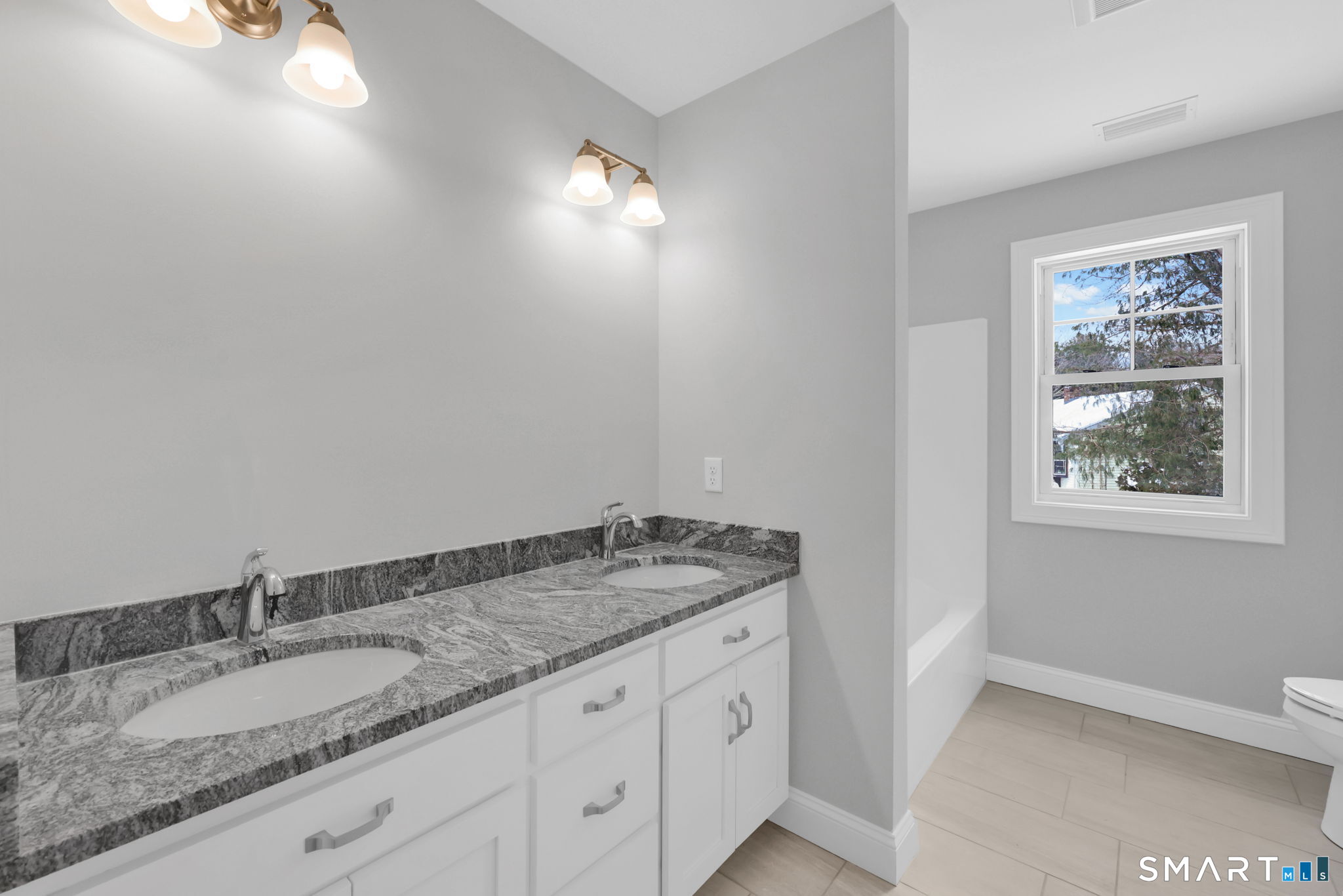 102 West Street Hebron CT 06248