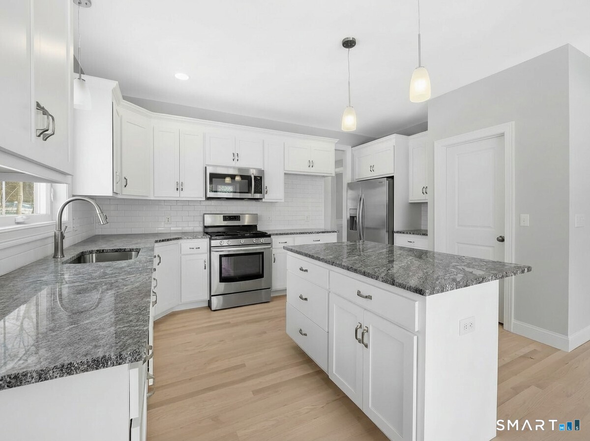 102 West Street Hebron CT 06248