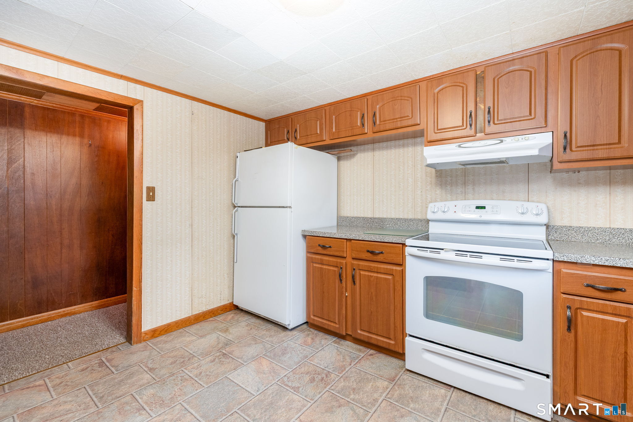 18 Overlook Drive East Haddam CT 06423