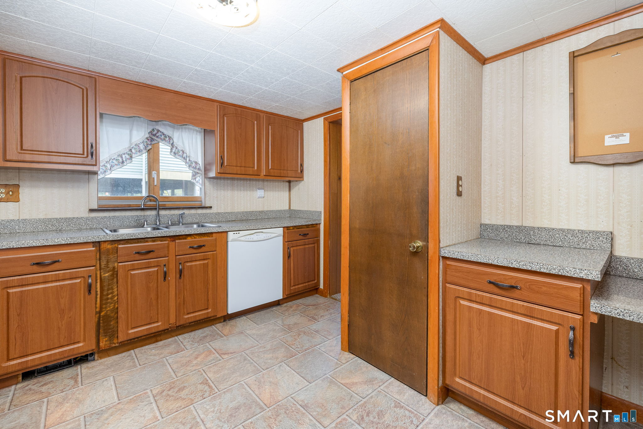 18 Overlook Drive East Haddam CT 06423