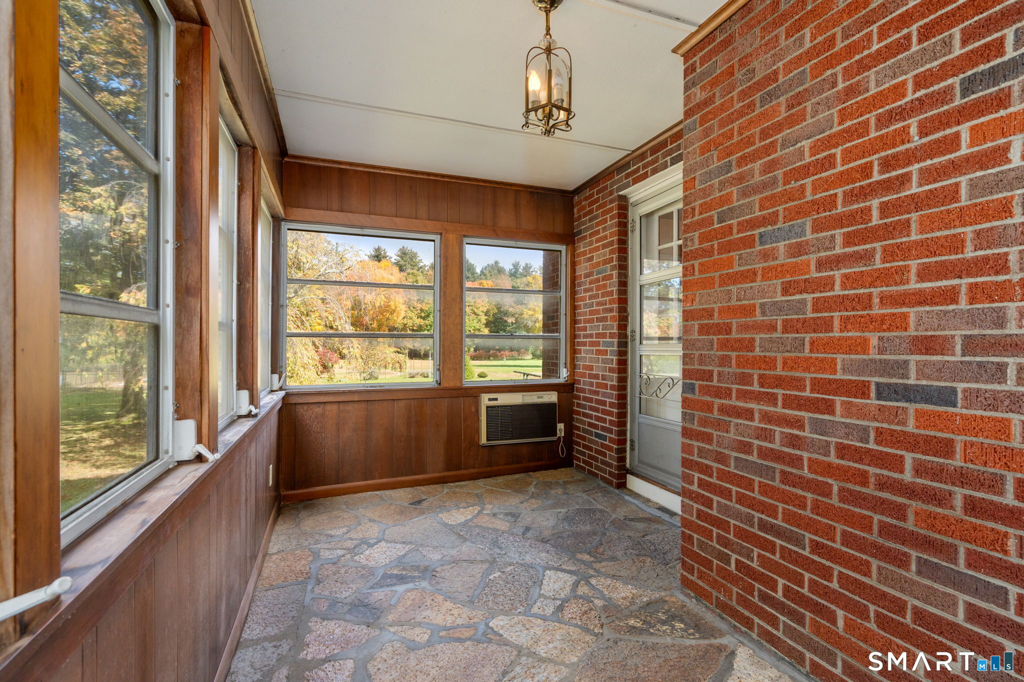 21 Park Street Stafford CT 06076