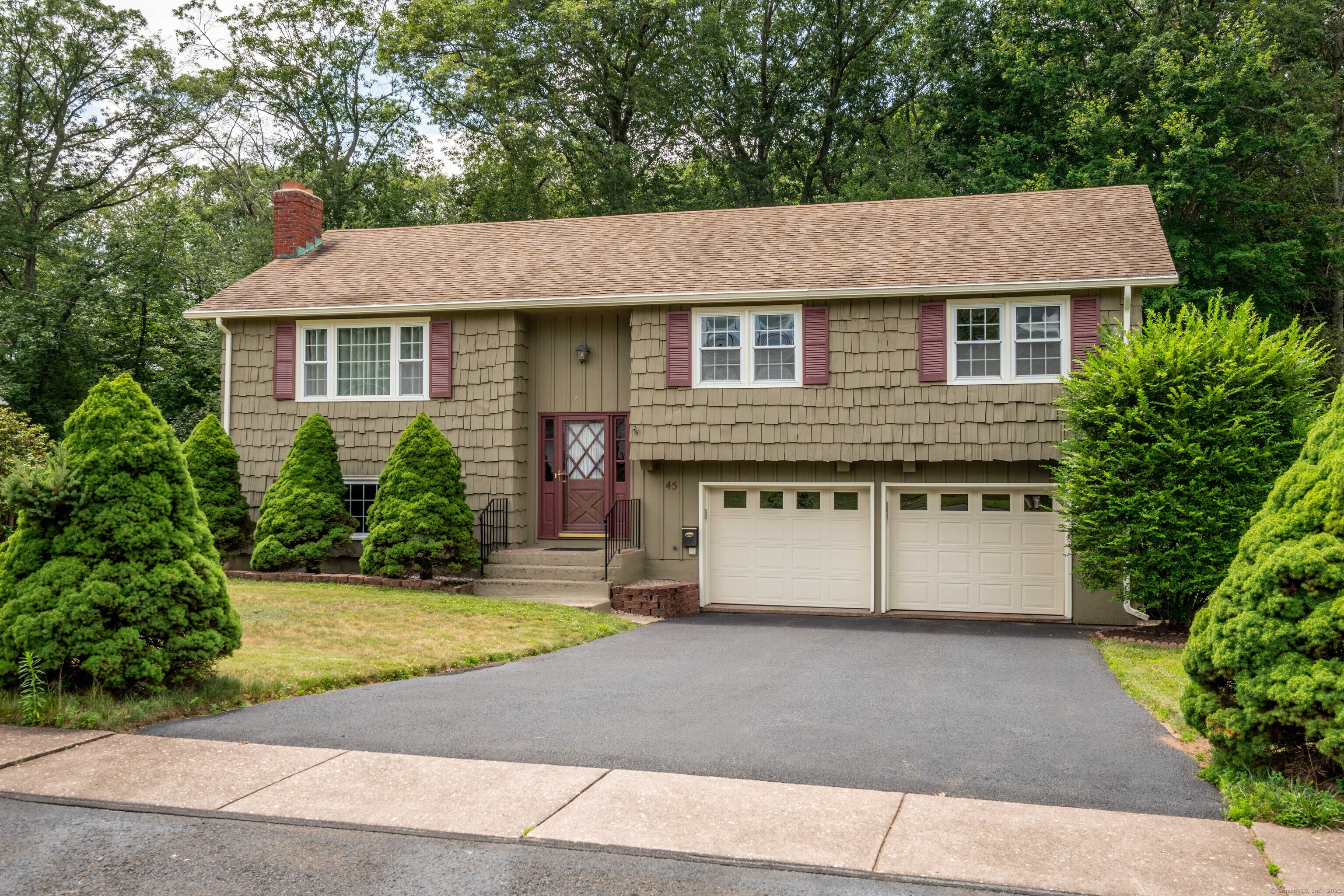 45 Wentworth Drive East Hartford CT 06118