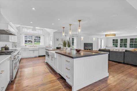 188 Wolf Neck Road Stonington CT 06378