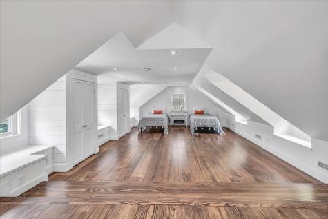 188 Wolf Neck Road Stonington CT 06378