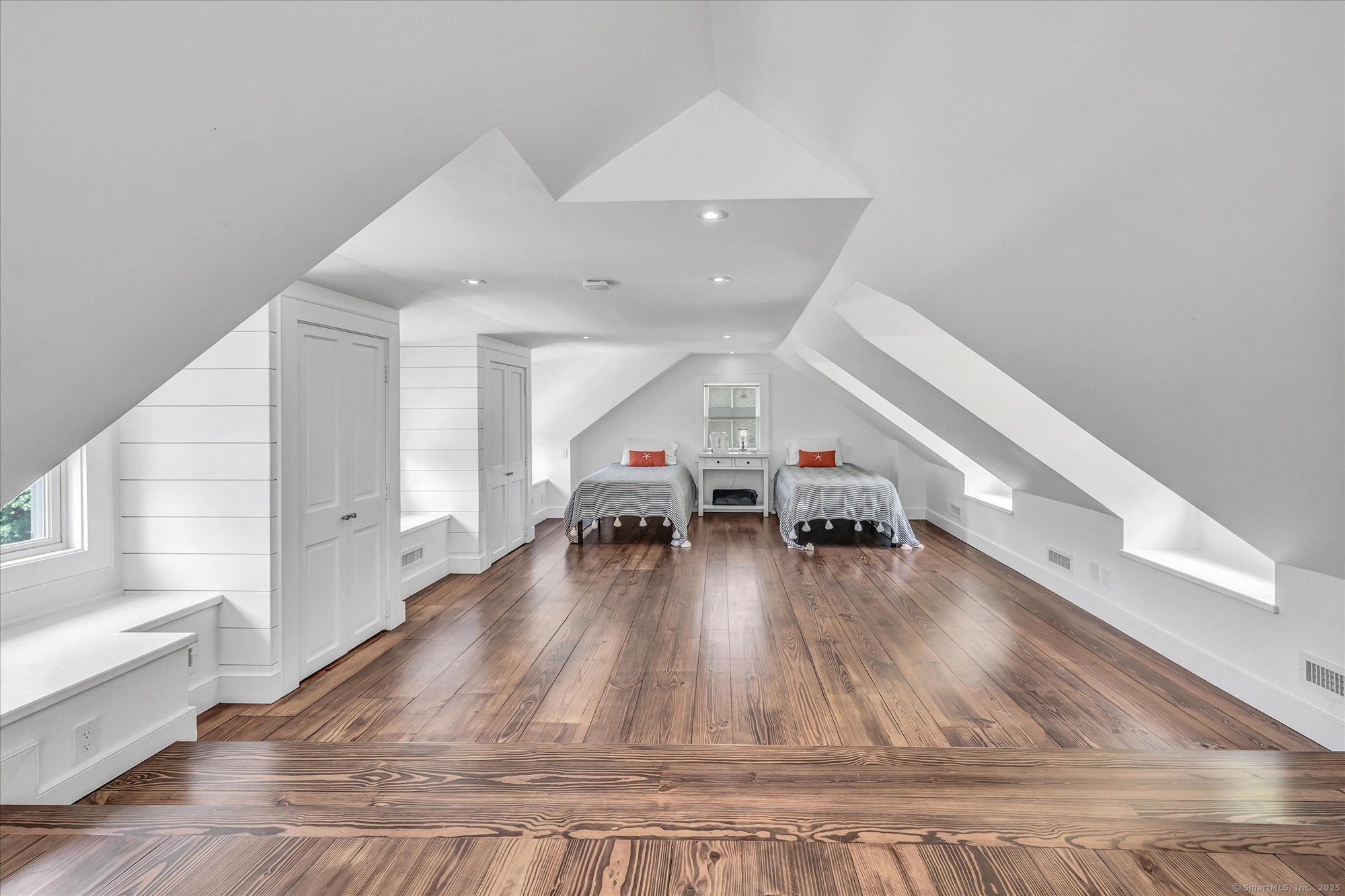 188 Wolf Neck Road Stonington CT 06378