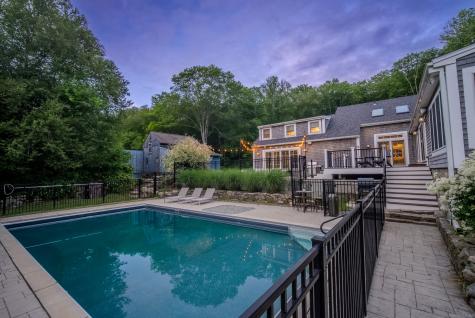 188 Wolf Neck Road Stonington CT 06378