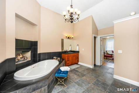95 Pinto Lane Monroe CT 06468