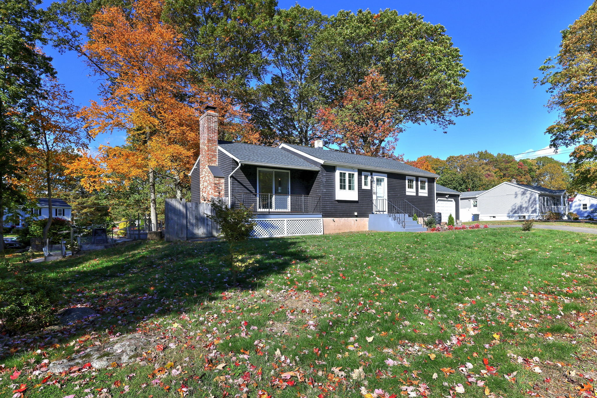 560 Bradley Street East Haven CT 06512