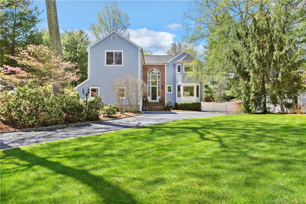 10 The Mews Westport CT 06880