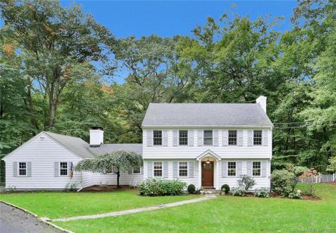 284 Whiting Pond Road Fairfield CT 06824