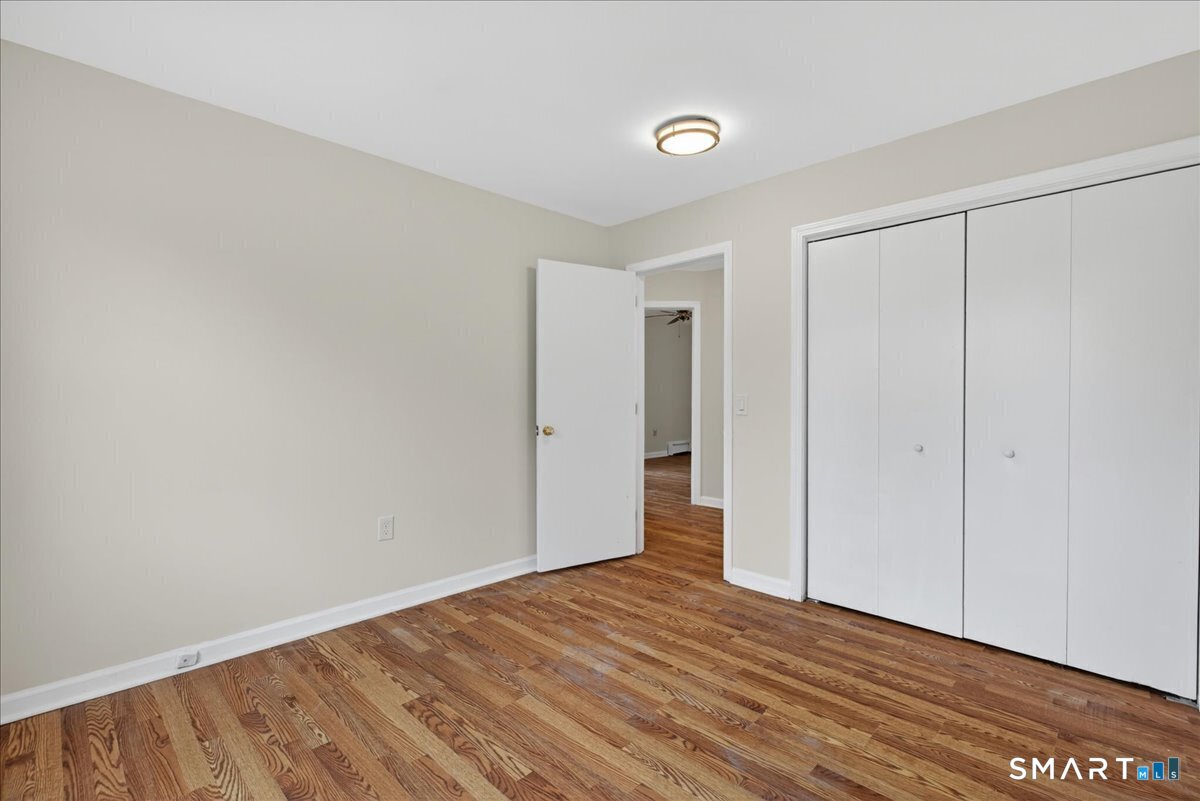 492 Long Hill Road Middletown CT 06457