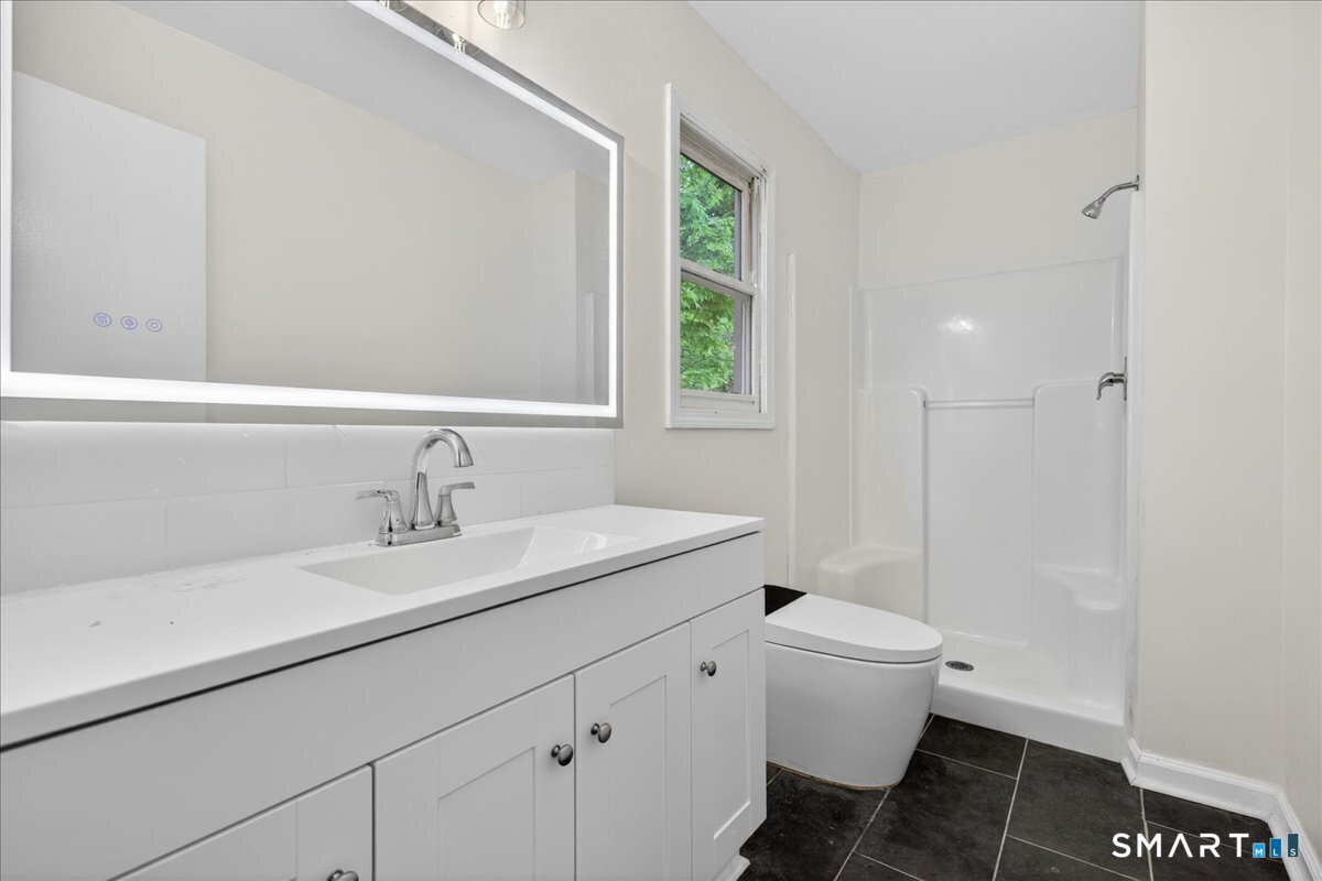 492 Long Hill Road Middletown CT 06457