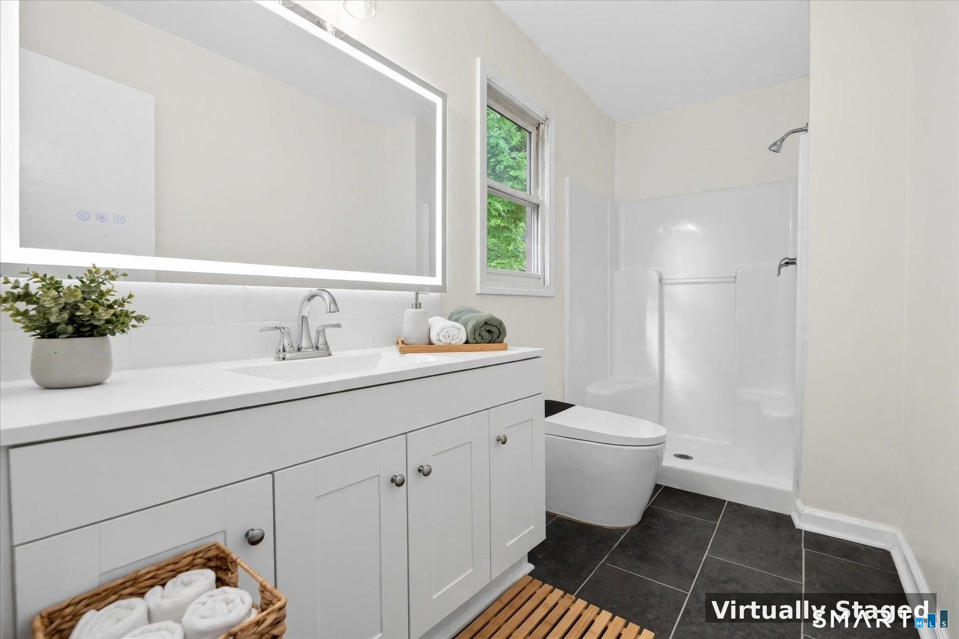 492 Long Hill Road Middletown CT 06457