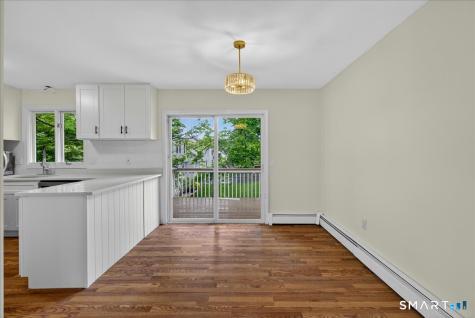 492 Long Hill Road Middletown CT 06457