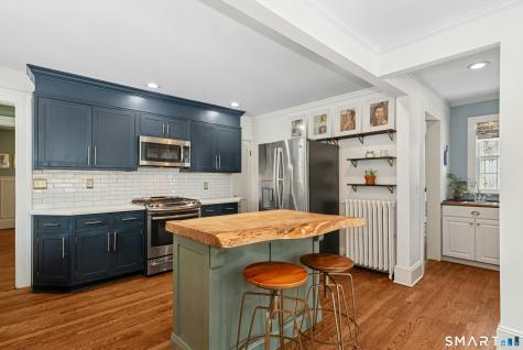 84 Algonquin Road Fairfield CT 06825