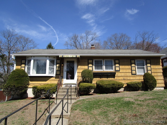 113 Raymond Street Waterbury CT 06706