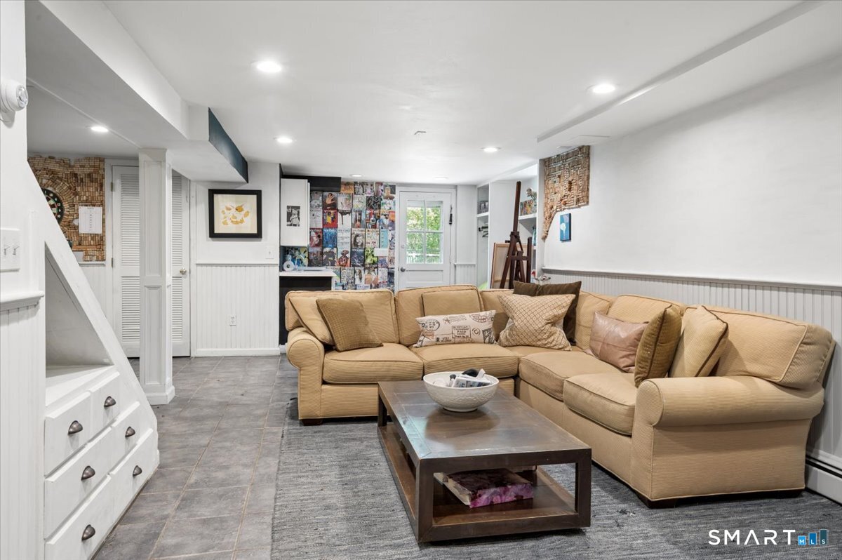 94 Vista Road Wilton CT 06897