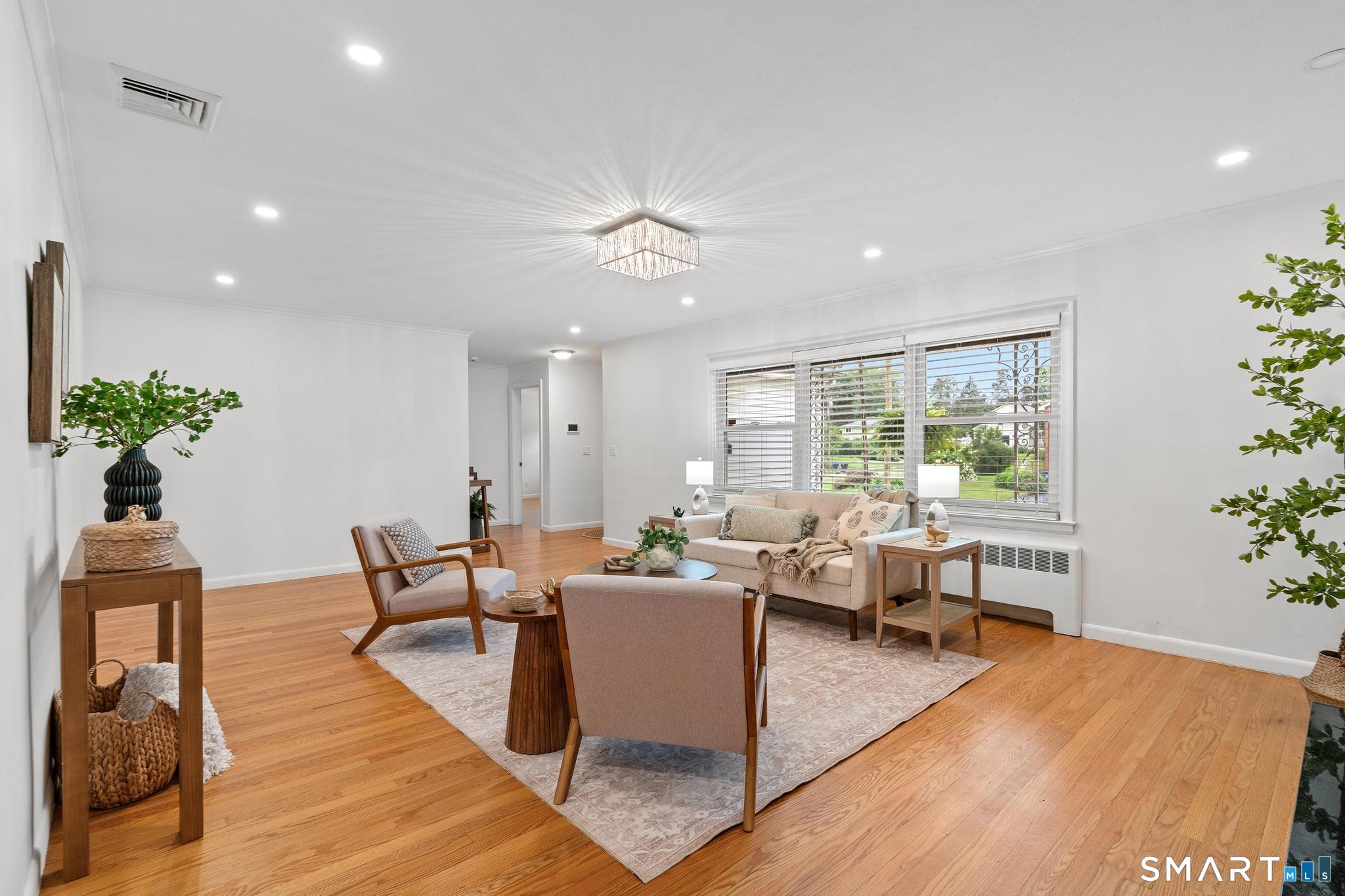 2 Old Field Road West Hartford CT 06117