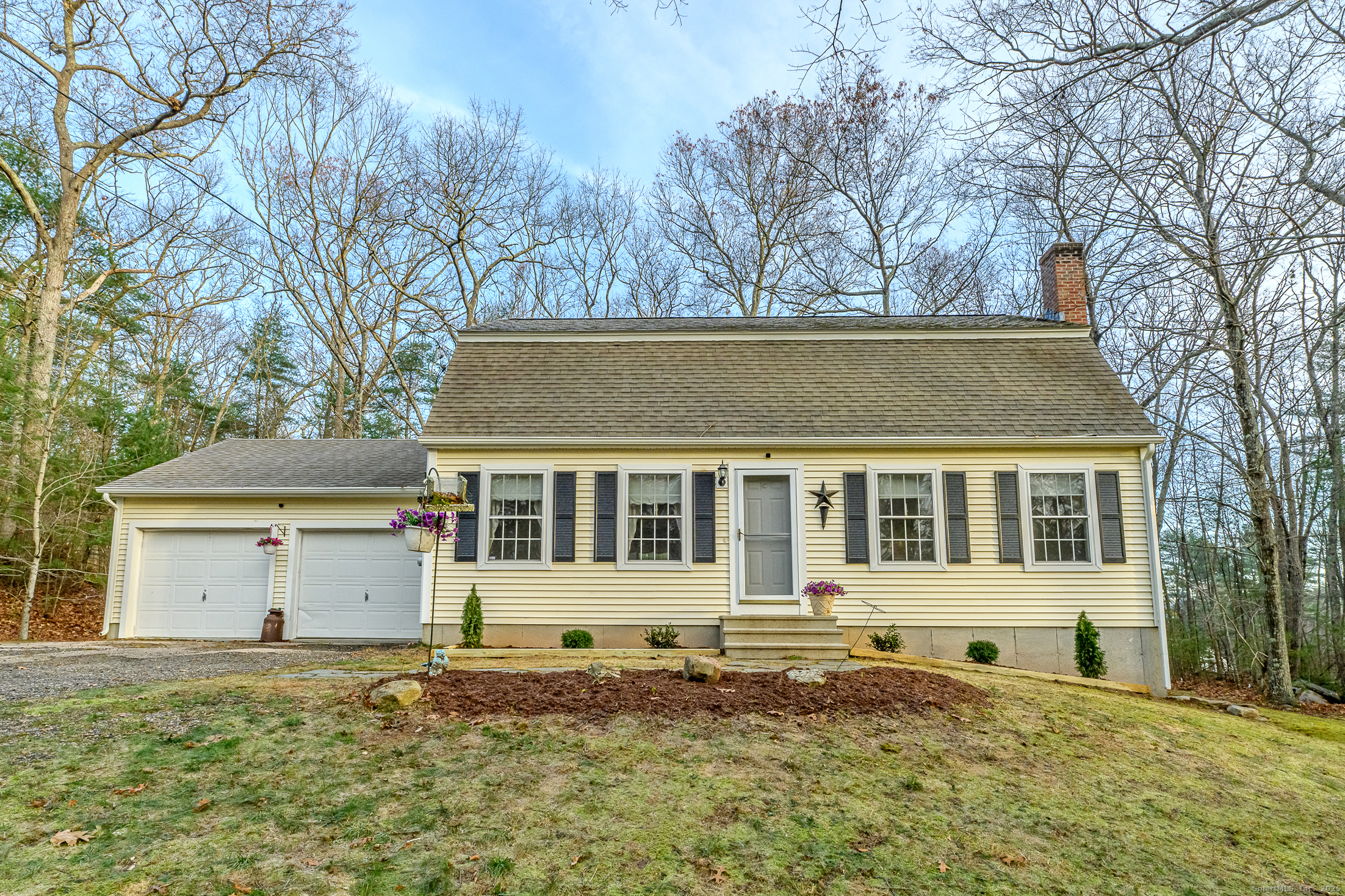 40 Hagstrom Road Thompson CT 06255