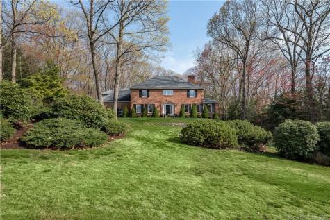 52 Old Kings Road Avon CT 06001