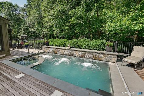 196 Echo Hill Drive Stamford CT 06903